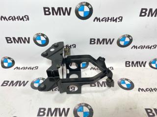 Кронштейн расширительного бачка BMW X5 2005