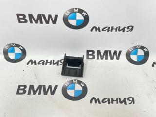 Кронштейн радиатора BMW X5 2005