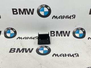 Кронштейн радиатора BMW X5 2005