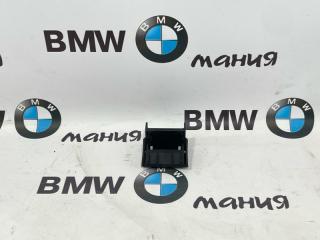 Кронштейн радиатора BMW X5 2005