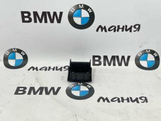 Кронштейн радиатора BMW X5 2005