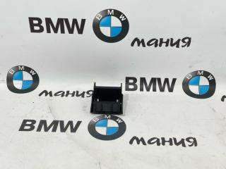 Кронштейн радиатора BMW X5 2005