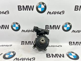 Помпа с термостатом BMW X5 2004