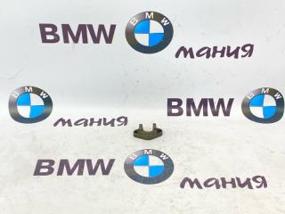 Скоба крепления форсунки BMW X5 2005