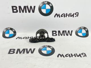Крепление глушителя BMW X5 2004