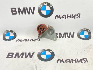 Крепление глушителя BMW X1 2013
