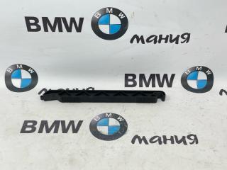 Упор откидного борта BMW X5 2005