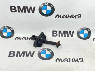 Ограничитель двери передний правый BMW X5 2009