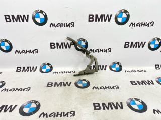 Петля капота правая BMW X5 2005