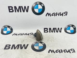 Треугольник заглушка ручки правый BMW X5 2005