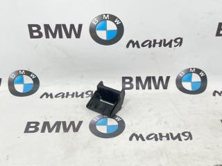 Кронштейн радиатора BMW X5 2005