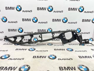 Кронштейн крыла передний правый BMW X5 2007