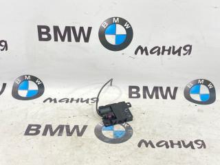 Фото запчасти антенна BMW X5 2007 контрактная запчасть Запчасть антенна BMW X5 2007