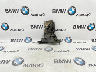 Кронштейн генератора BMW X5 2006