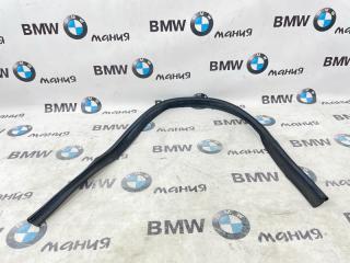 Уплотнительная резинка капота BMW 1 2012