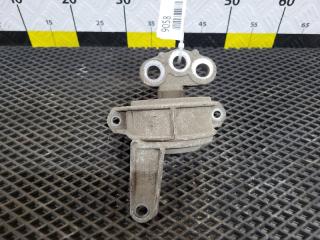 Фото запчасти подушка двигателя правая Opel Astra контрактная запчасть Запчасть подушка двигателя правая Opel Astra