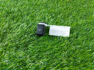 Запчасть кнопка стеклоподъемника Volkswagen Golf 4 2004