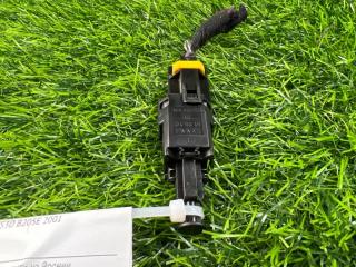 Запчасть датчик педали тормоза Saab 9-3 2001