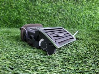 Дефлектор воздушный передний правый Audi A8 2009