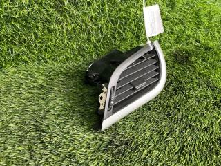 Запчасть дефлектор обдува салона передний правый Peugeot 207 3d