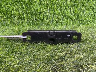 Запчасть замок багажника Ford Kuga 2013