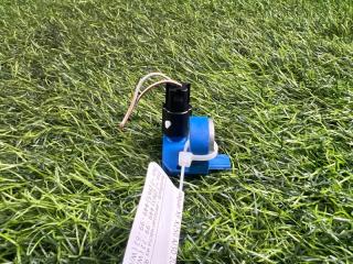 Фото запчасти датчик airbag Jaguar XF 2008 контрактная запчасть Запчасть датчик airbag Jaguar XF 2008