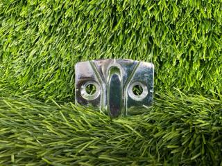 Запчасть петля замка двери BMW 3-Series 2006