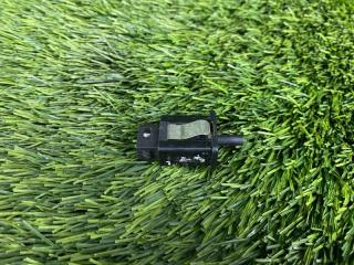 Запчасть датчик открытия бардачка BMW 7-Series 2004