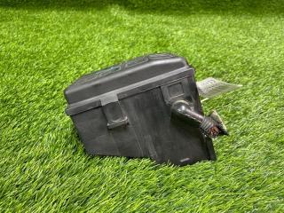 Блок предохранителей Opel Zafira A