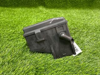 Блок предохранителей Opel Zafira A