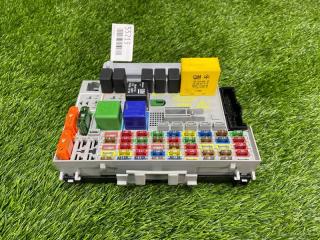 Фото запчасти блок предохранителей передний Opel Zafira A контрактная запчасть Запчасть блок предохранителей передний Opel Zafira A