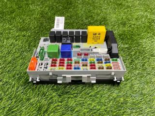 Фото запчасти блок предохранителей передний Opel Zafira A контрактная запчасть Запчасть блок предохранителей передний Opel Zafira A