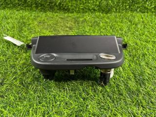 Запчасть накладка декоративная передняя Renault Megane ||