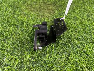 Фото запчасти датчик положения кузова Alfa Romeo 159 2007 контрактная запчасть Запчасть датчик положения кузова Alfa Romeo 159 2007