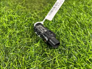 Запчасть датчик удара Audi A8 2009