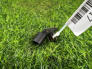 Запчасть датчик abs передний правый Audi A3 2011