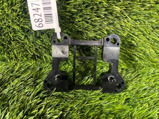 Запчасть кронштейн Jaguar XJ 2006