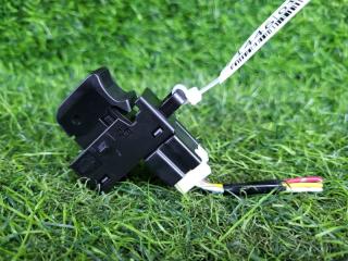 Запчасть кнопка стеклоподъемника Nissan Tiida 2008