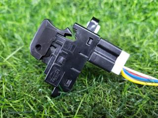 Запчасть кнопка стеклоподъемника задняя правая Nissan Teana 2010