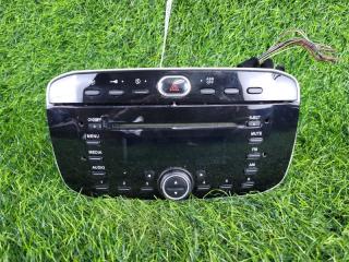 Запчасть магнитола Fiat Punto 2011