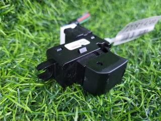 Запчасть кнопка стеклоподъемника передняя левая Nissan Tiida 2009