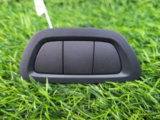 Запчасть заглушка кнопки Citroen C5 2010