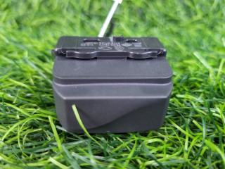 Запчасть заглушка кнопки передняя Renault Captur 2013