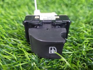 Запчасть кнопка стеклоподъемника задняя правая Renault Captur 2013