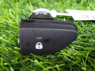 Запчасть кнопка центрального замка Renault Captur 2013