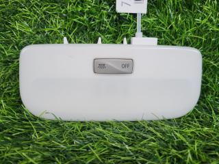 Запчасть плафон подсветки салона задний Renault Captur 2013