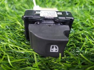 Запчасть кнопка стеклоподъемника задняя правая Renault Captur 2014