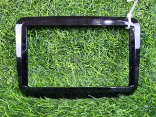 Запчасть рамка магнитолы передняя Renault Captur 2014