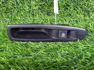 Запчасть кнопка стеклоподъемника задняя правая Renault Captur 2014