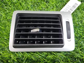 Дефлектор воздушный правый Peugeot 307 2006